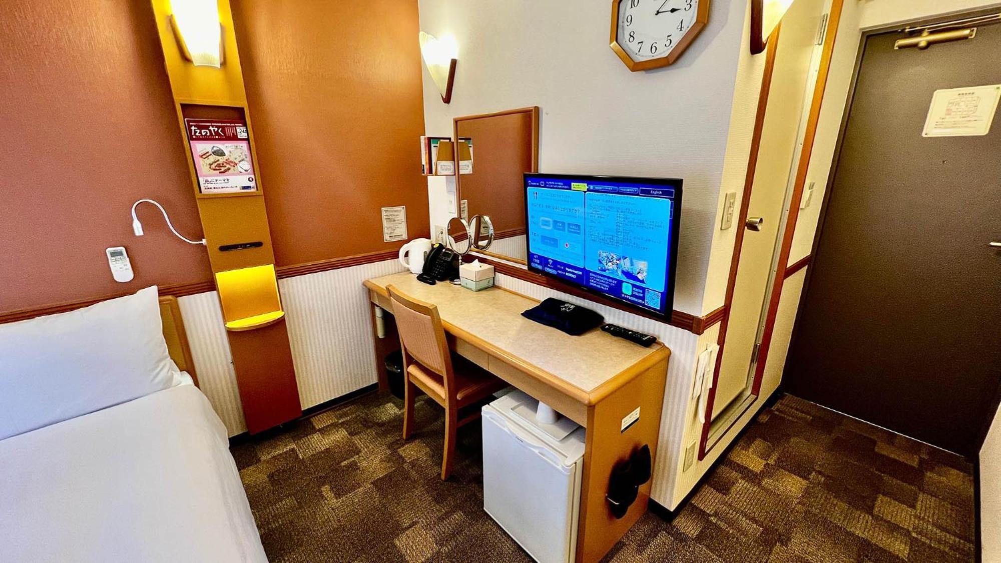 Toyoko Inn Shin-Yokohama Ekimae Honkan Экстерьер фото