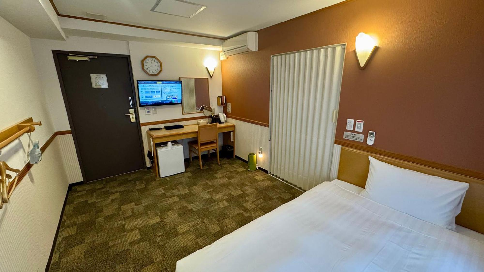 Toyoko Inn Shin-Yokohama Ekimae Honkan Экстерьер фото